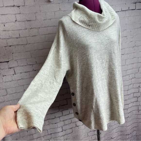 Alyx size large cream gray cowl neck sweater - Picture 2 of 7